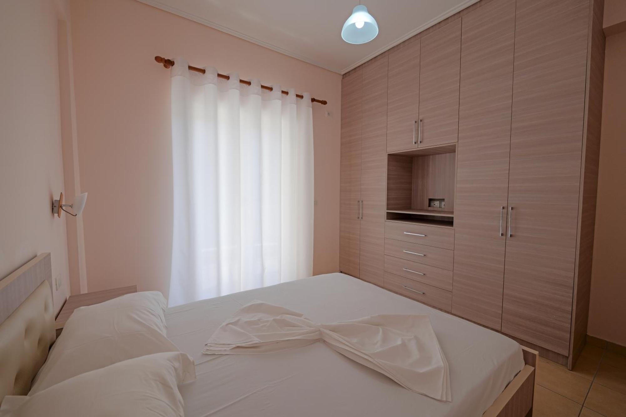 Dana Hotel Apartments Sarande Exterior photo